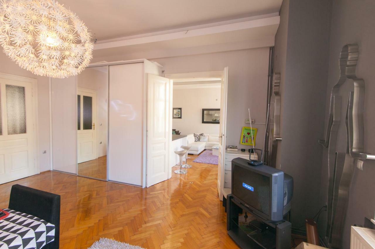 Apartman Luni Rijeka Bagian luar foto